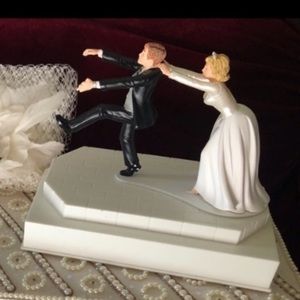 Cake topper